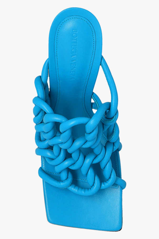 新品未使用BOTTEGA VENETA 青 レザーミュール 高ヒール箱付き Bottega Veneta Lido Sandals in Blaster | FWRD